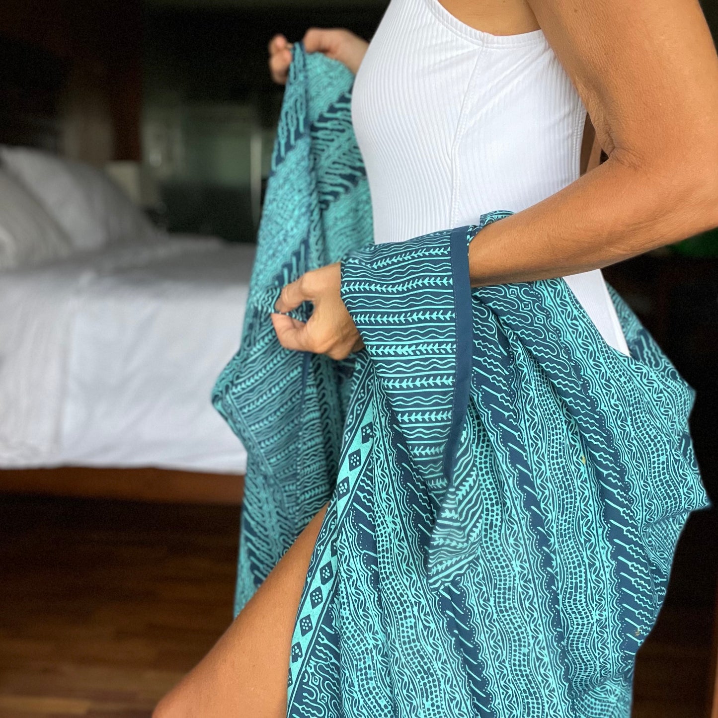 Vivid Luxe Sarong