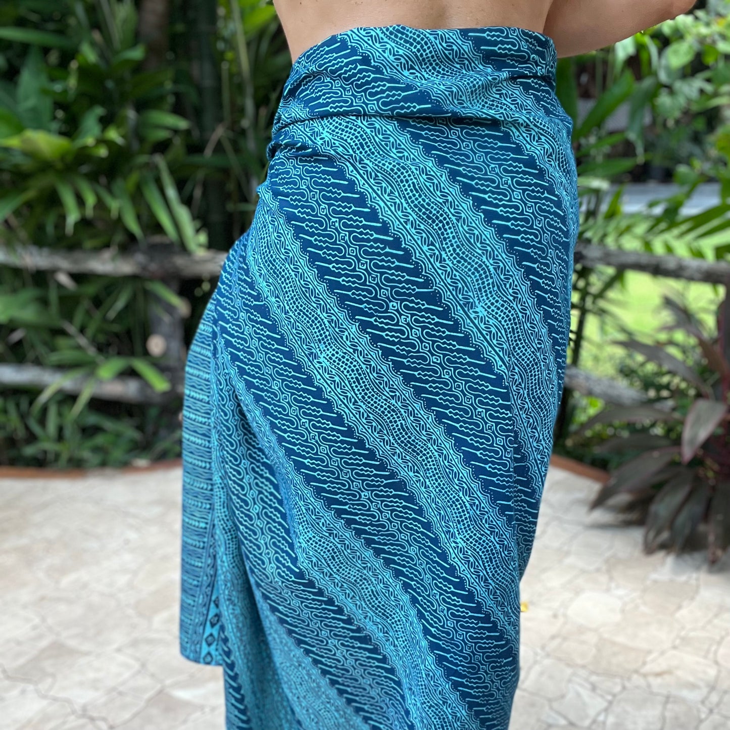 Vivid Luxe Sarong